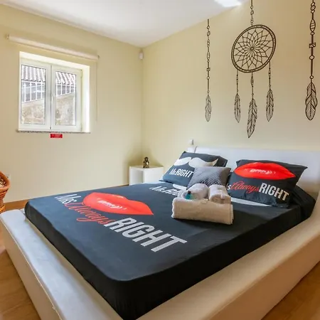 Casa Do Alto Do Vez Casa de Férias Balouta