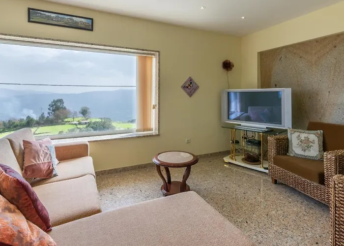 Casa Do Alto Do Vez 펜션 *