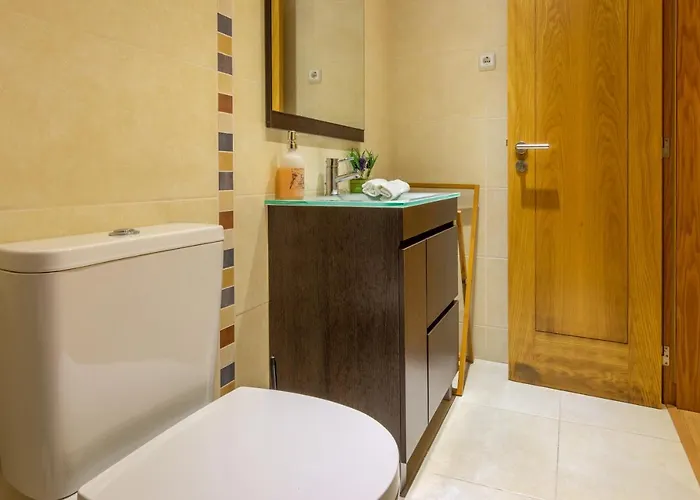 Casa Do Alto Do Vez 펜션 Balouta