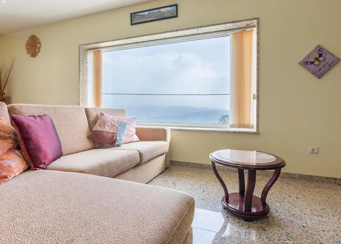 Casa Do Alto Do Vez * Balouta